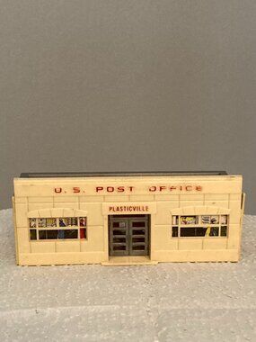 Vintage 1950s Miniature:  O Scale Plasticville Post Office Building